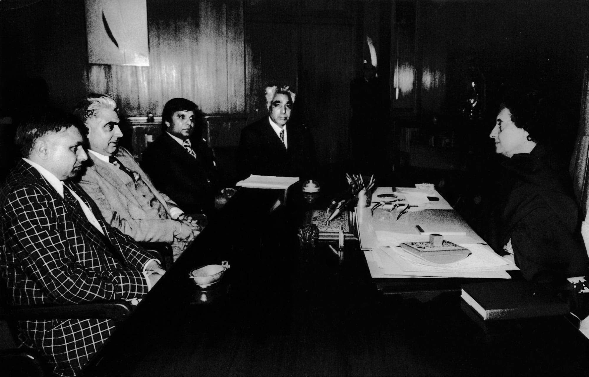 Members of teh
IWA Southall meet Prime Minister Indira Gandi in her office in India